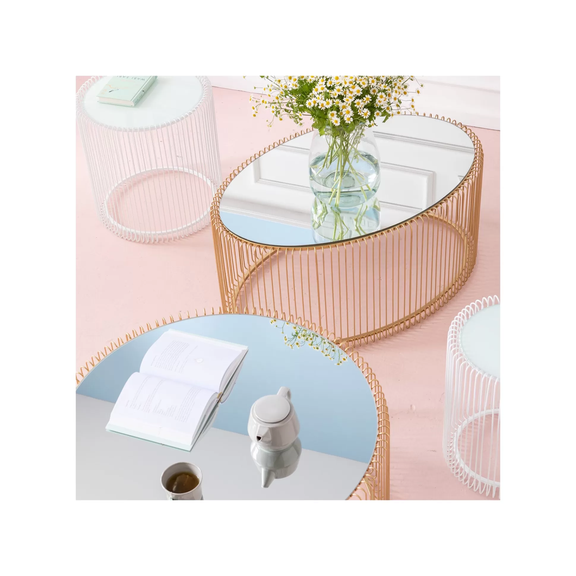 Table Basse Ovale Wire 60x90cm Laiton ^KARE Design Store